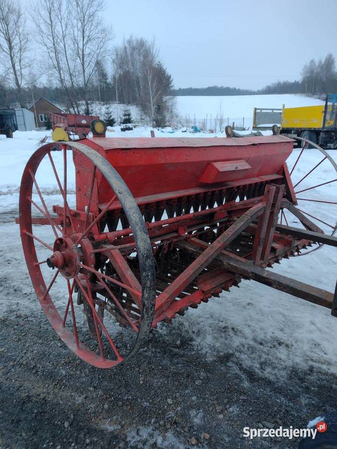 Siewnik zbożowy 19 lejkowy lubelskie Spławy Pierwsze