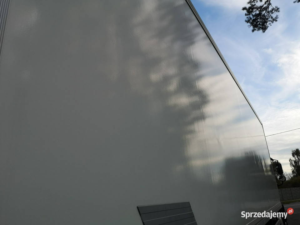 DAF CF 370 Chłodnia 3 Osiowa Winda Manual Niski Daleszyce sprzedam