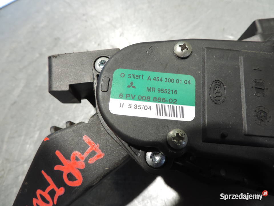 POTENCJOMETR PEDAŁ GAZU A4543000104 SMART