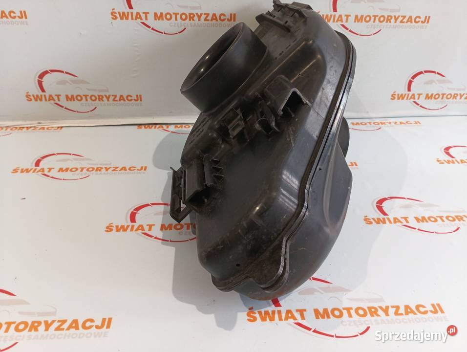 PEUGEOT RCZ 10r rezonator powietrza 96562379800R osobowe Przewody powietrza Kielce sprzedam