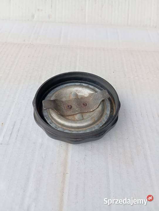 KOREK K750 IRBIT URAL BAK ZBIORNIK ORYGINALNY Niemodlin sprzedam