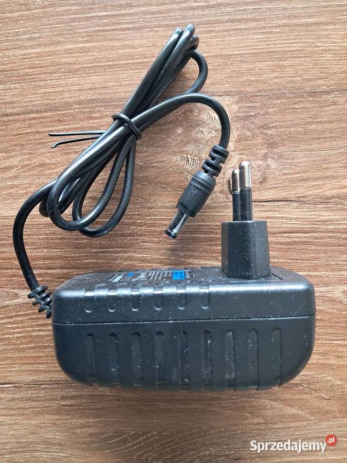 7 nowych zasilaczy AC 220V DC 12V 3A Sandomierz