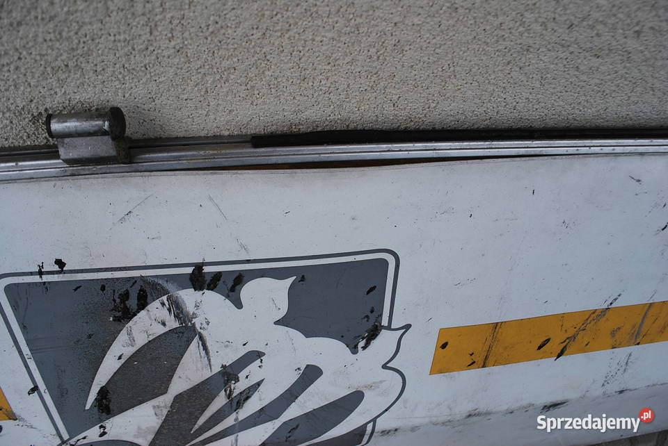 KLAPA BAKISTY PRZYCZEPA KEMPINGOWA KNAUS Grzebowilk