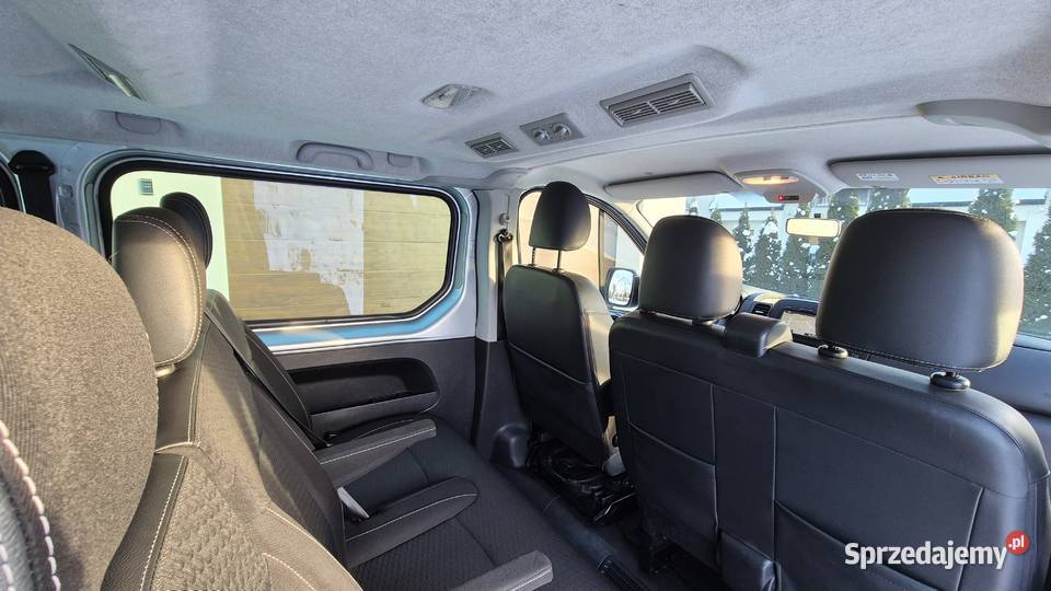 OPEL VIVARO z FV 23 Bezwypadkowy krajowy 9 małopolskie Kraków