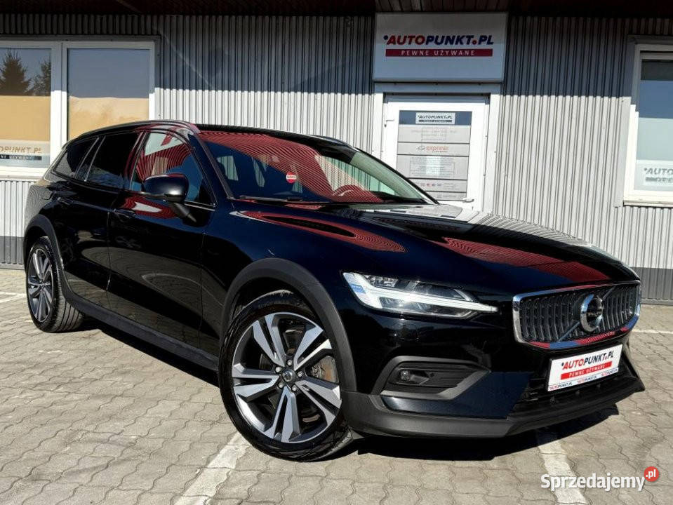 Volvo V60 Cross Country 2021r Fvat 23 Pozostałe Rzeszów