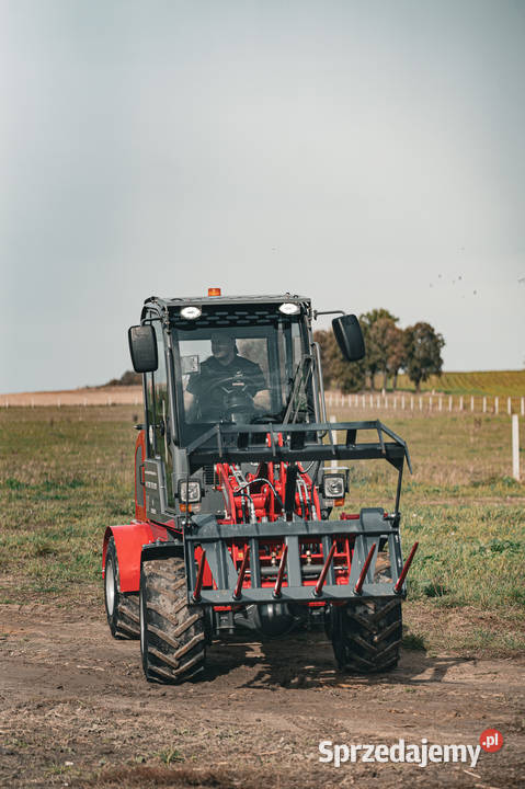 Nowa Farmer 811 4x4 ŁADOWARKA kołowa DOSTAWA Wrocław