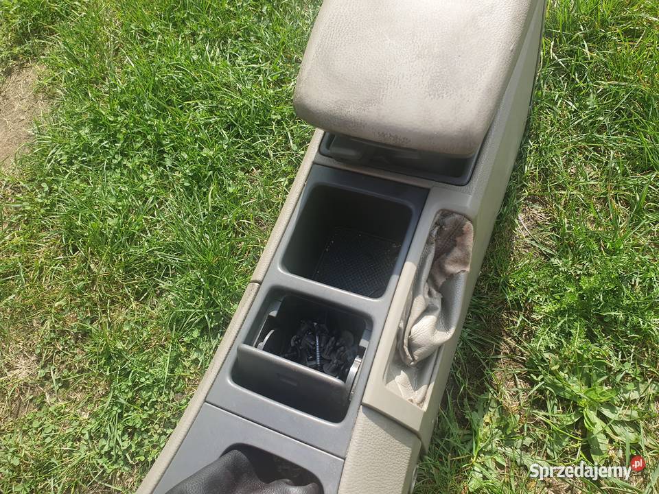 Tunel środkowy Volvo v70 II OAK