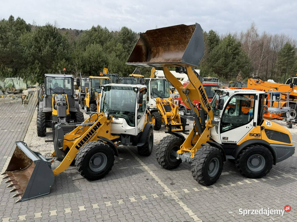 średnia kołowa Liebherr L 506 Compact Łyżka Widełki