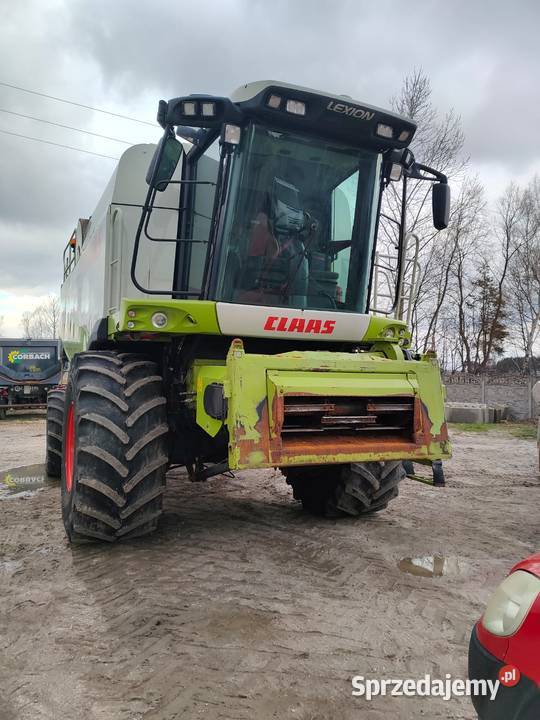 Kombajn zbożowy CLAAS LEXION 570 Kombajny