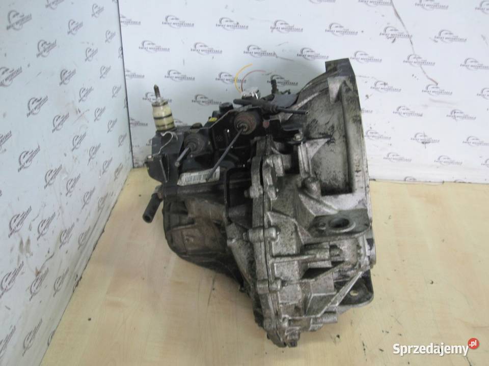 TRAFIC VIVARO PRIMASTAR 20 DCI M9R782 EURO4 114 Kielce