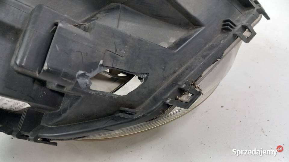 MINI COOPER R56 LAMPA PRZÓD PRAWA Zbierkowo