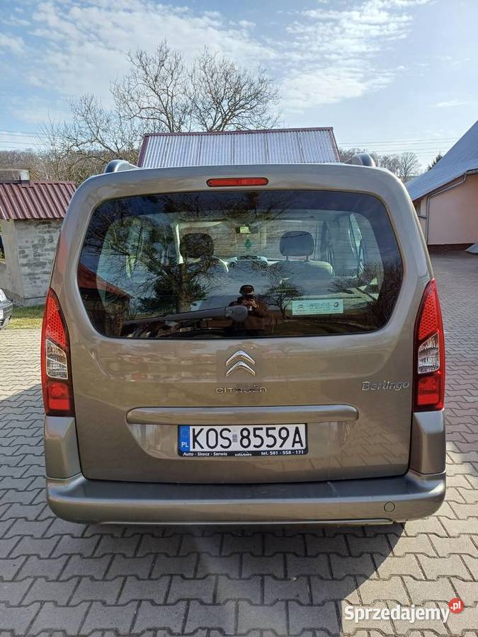 Citroen Berlingo 2 16 HDI MultiSpace światła przeciwmgielne Radoszowy