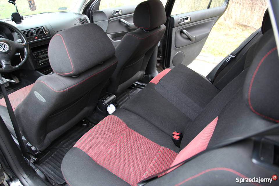 Volkswagen Golf 4 16 SR 8V Bogate wyposażenie bezwypadkowy Poznań sprzedam