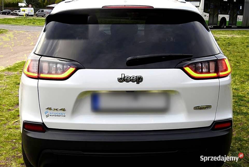 Jeep Cherokee 4x4 Latitude 2019 liftingu 24 Białystok