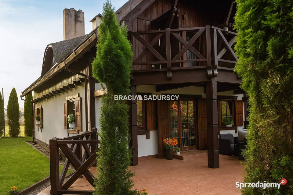 Dom wolnostojący Grzechynia 225m2 225m2 Nieruchomości małopolskie sprzedam