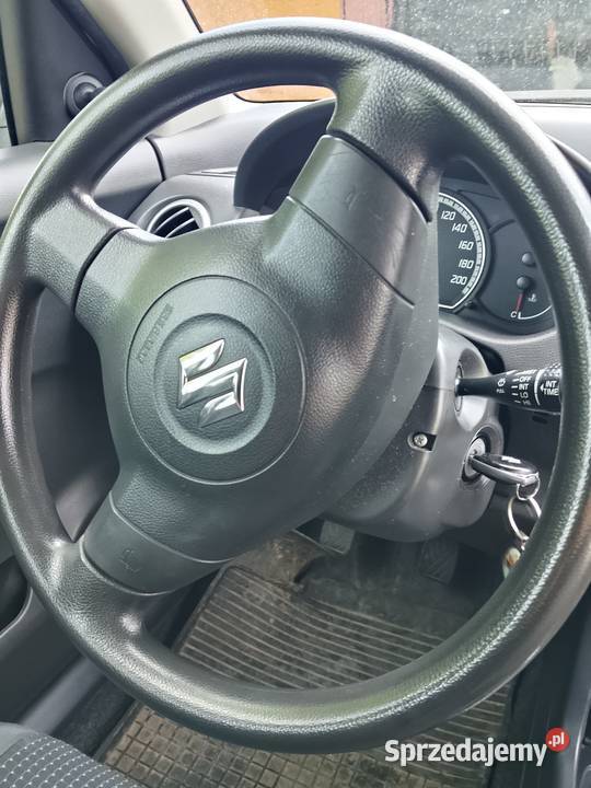 Suzuki Swift 13 benzyna 92 2006r manualna Sławniów sprzedam