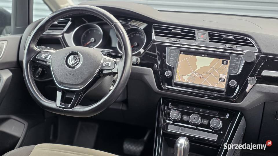 Volkswagen WV Touran 14 TSI 150 Highline DSG wielkopolskie Poznań