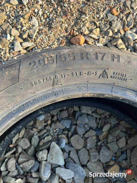 Opony zimowe 20555 r17 H Continental