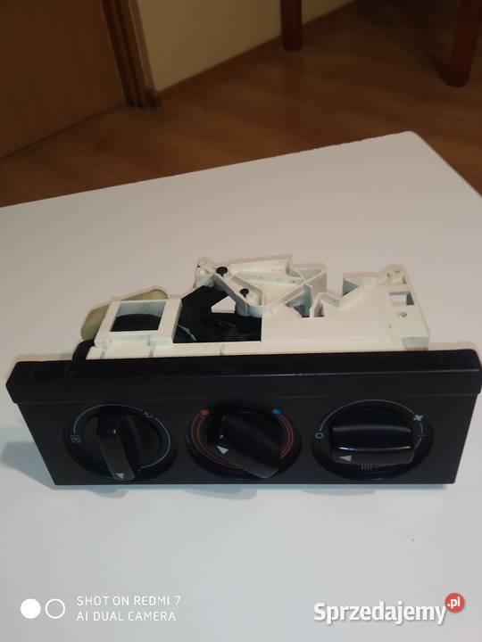 Audi 80 B3 panel nawiewu 893959511 Tomaszów Mazowiecki