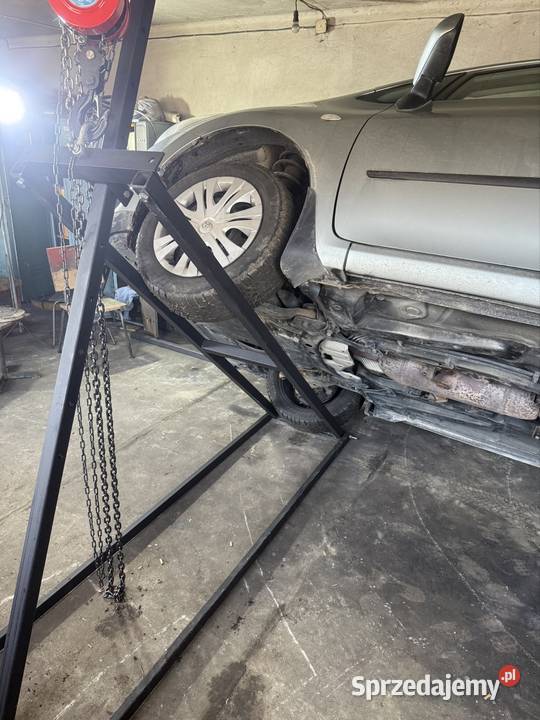 Podnośnik przechyłowy do konserwacji