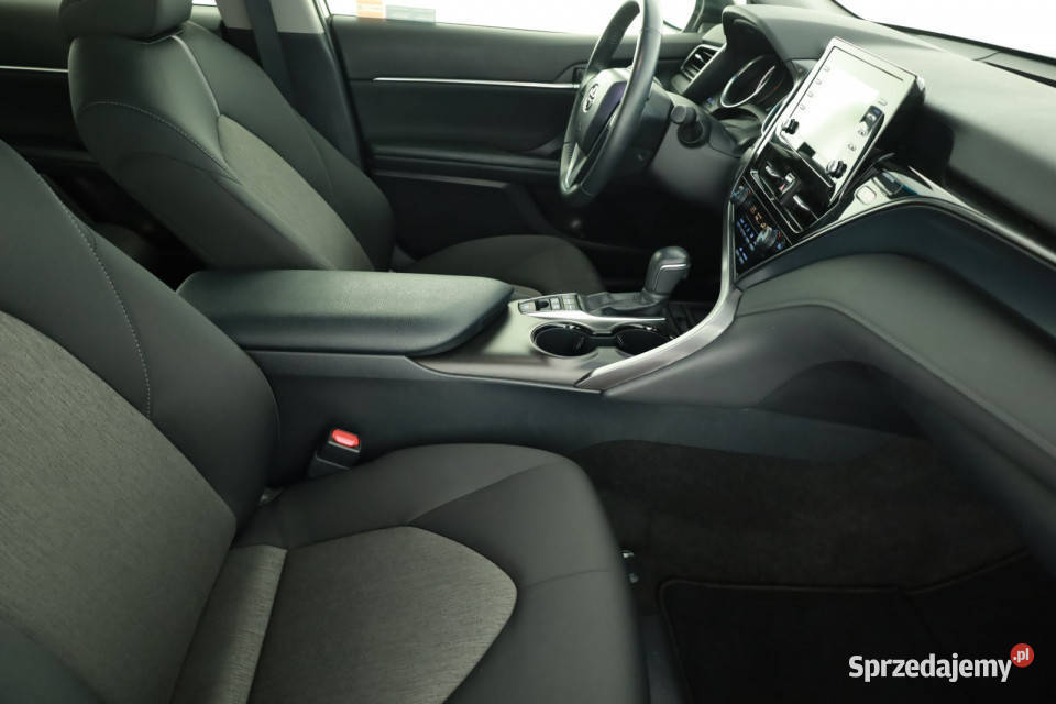 Toyota Camry 25 Hybrid