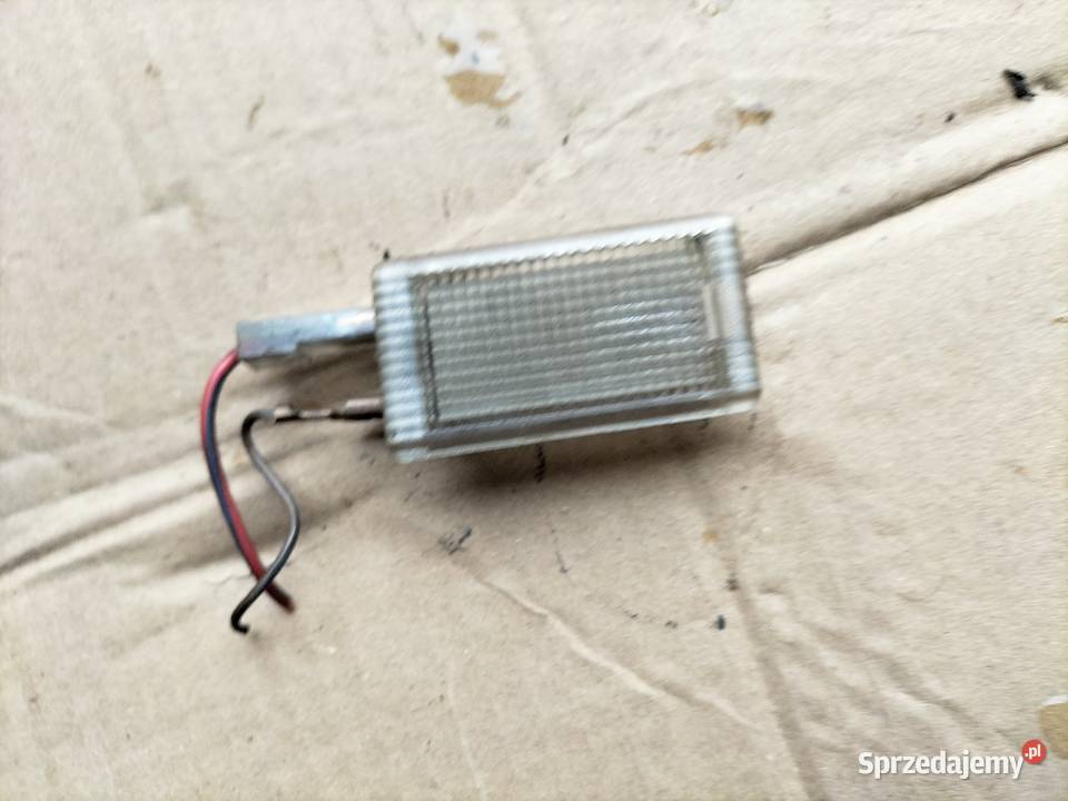 AUDI 80 B4 80B4 SEDAN LAMPKA BAGAŻNIKA Kamień-Kolonia