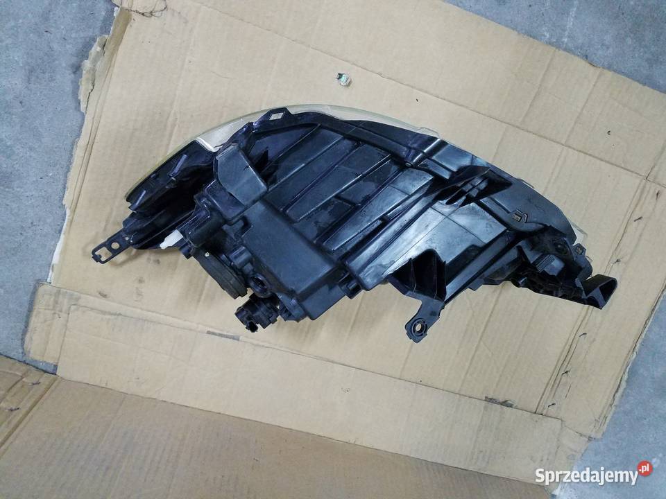 Lampa prawa NV 200 2017r oryginał prawe Zduńska Wola