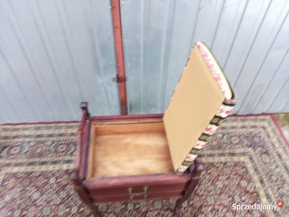 Szafkę sprzedam Borówno sprzedam