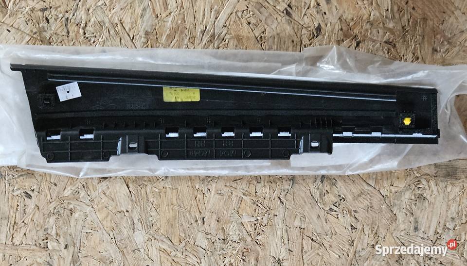 KIA SORENTO III LISTWA DRZWI LEWA 82250C5000 osobowe mazowieckie Warszawa