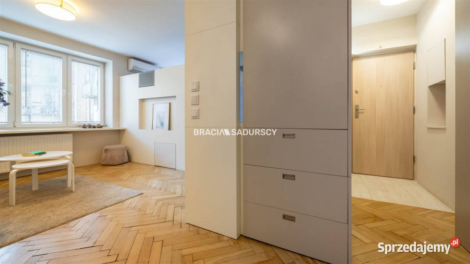 sprzedaży mieszkania 355m2 2 pokojowe Kraków małopolskie