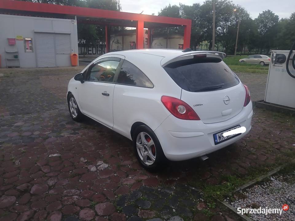 Opel corsa D Hatchback Radom