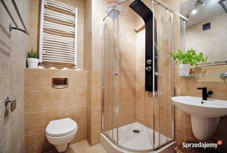 Apartament wakacyjny w sercu sosnowego lasu