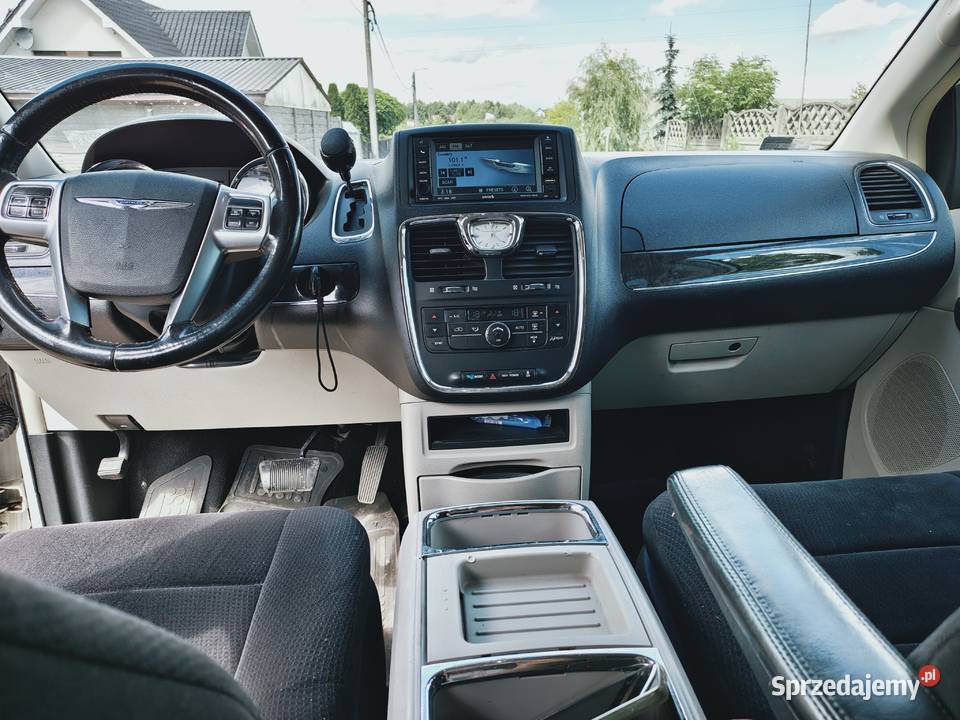 Chrysler Town and country Grand Voyager 36 Ostrów Wielkopolski