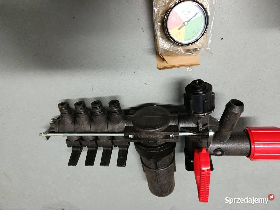 Rozdzielacz do opryskiwacza 4 sekcyjny Gniezno