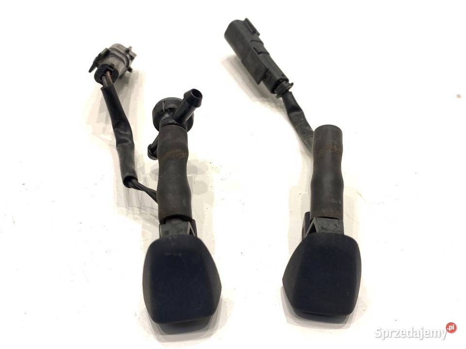 DYSZE SPRYSKIWACZY VOLVO V70 III 0716 30796027