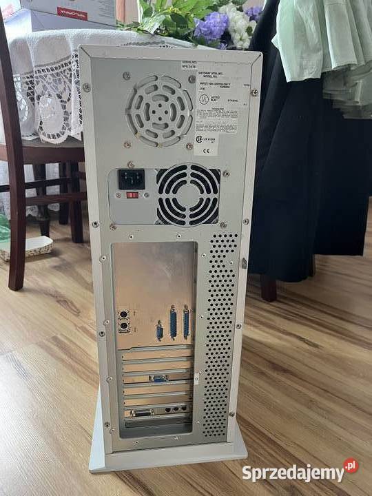 Zabytkowy komputer PC Gateway 2000 Pentium Brzana sprzedam