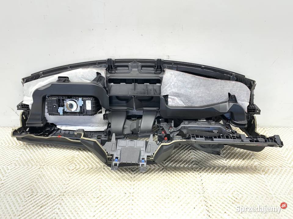 KOKPIT Z PODUSZKĄ PASAŻERA BMW F44 SportowyCoupe