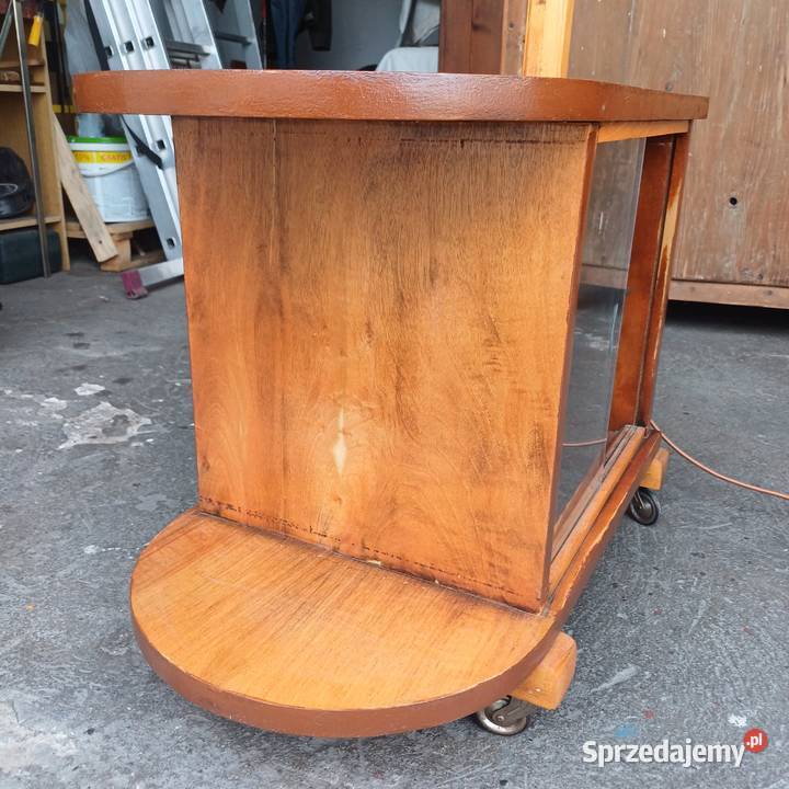 Lampa podłogowa ze stolikiem na kołkach ArtDeco Suchorzew