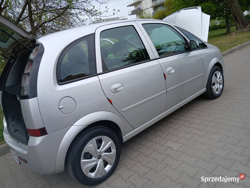 Meriva 2009XII2010 16gaz 165 klima dziala Meriva Bydgoszcz