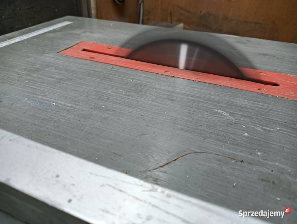 Piła pilarka 800W 230V drzewa stołowa pilarka Wałbrzych
