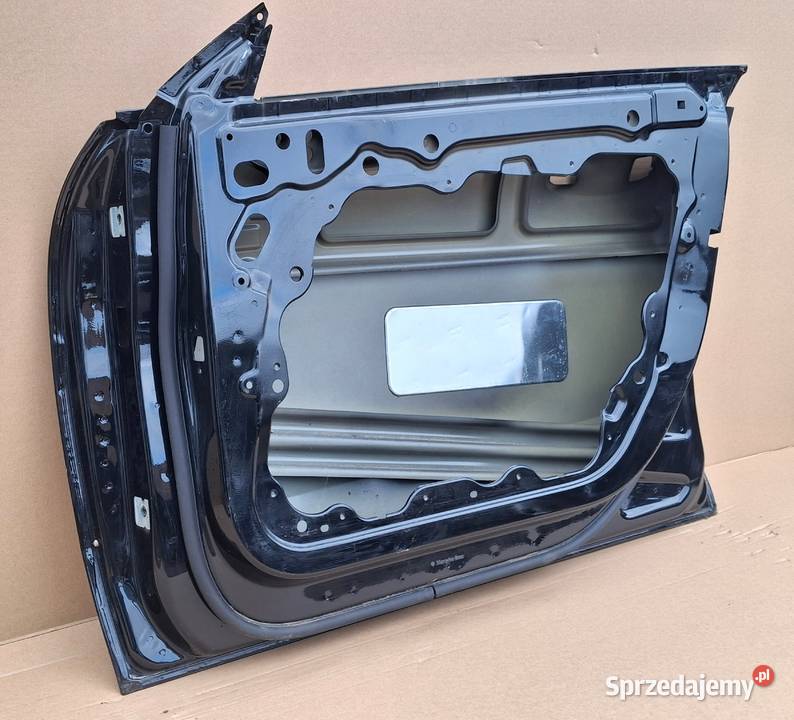 MERCEDES CLA W118 DRZWI PRAWY PRZÓD PRAWE Bieleń sprzedam