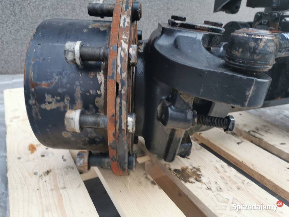 Massey Ferguson VT Zwolnica Zwrotnica lewa Dana Pozostałe Wilkowo