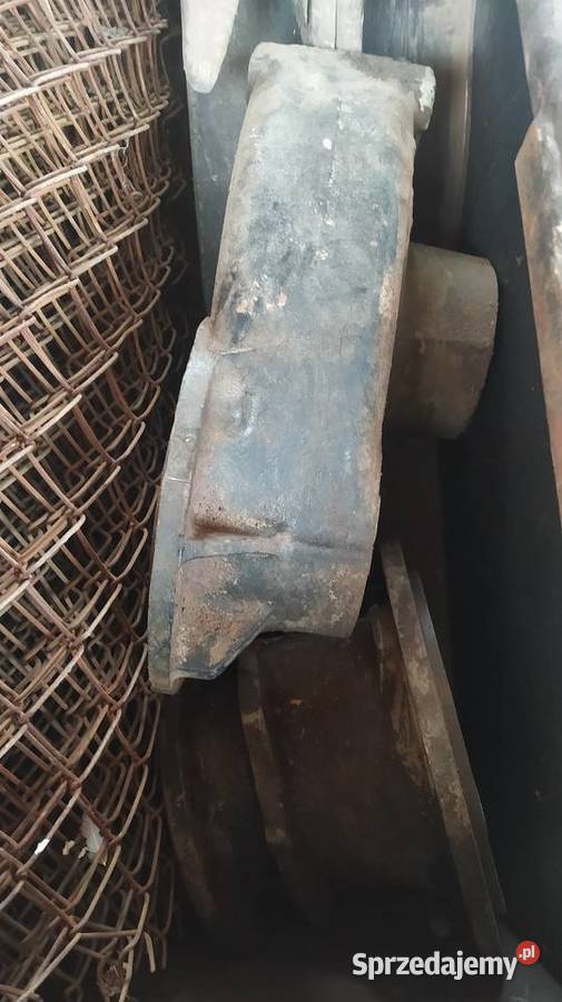 pochwa obudowa zwolnici c4011 Czernica