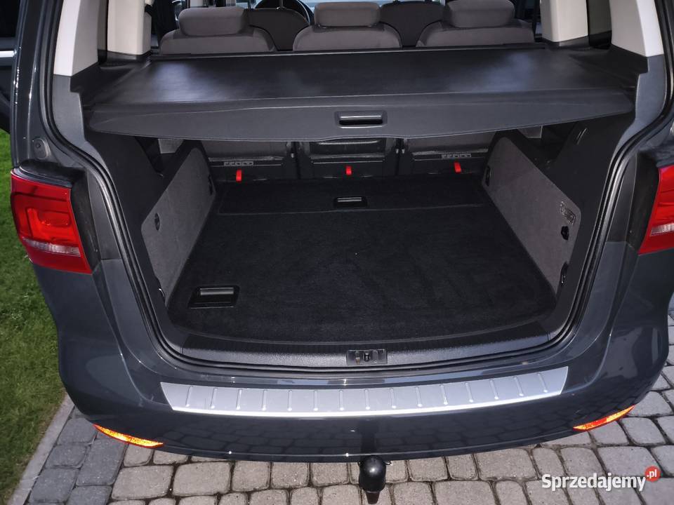 VW Touran bezwypadkowy przygotowany do Drogomyśl