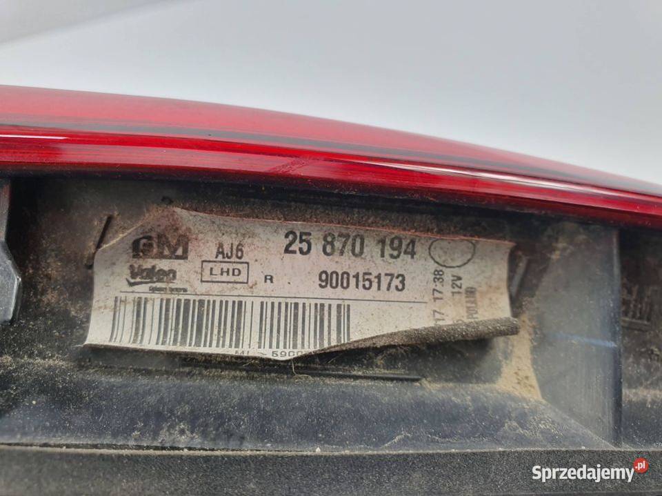 LAMPA W KLAPE PRAWA OPEL ASTRA J 25870194 kujawsko-pomorskie Lipno
