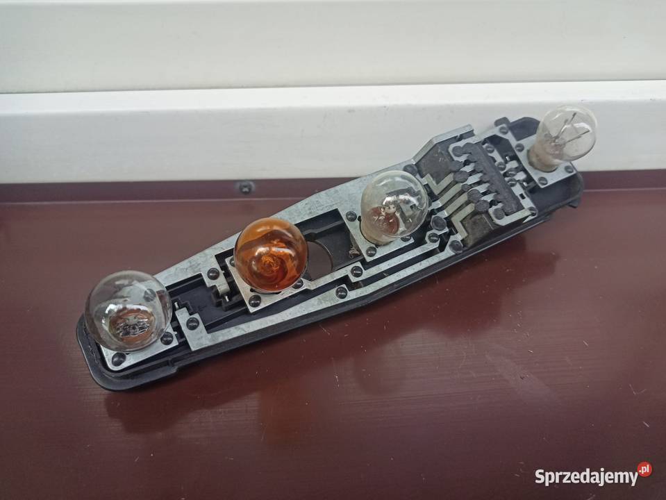 Opel Vectra B kombi Caravan wkład oprawka lampy Sieradz sprzedam