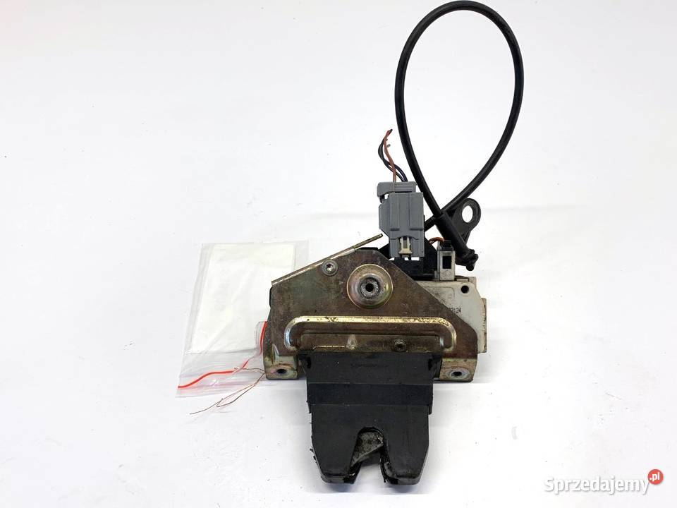 ZAMEK KLAPY TYŁ VOLVO S60 I SedanLimuzyna