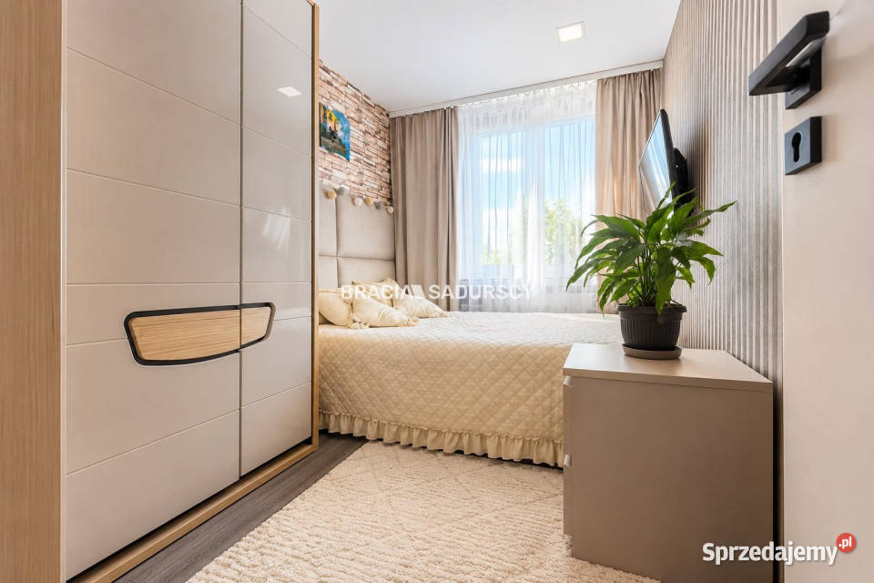 Mieszkanie 491m2 3 pokojowe Kraków Sanocka małopolskie