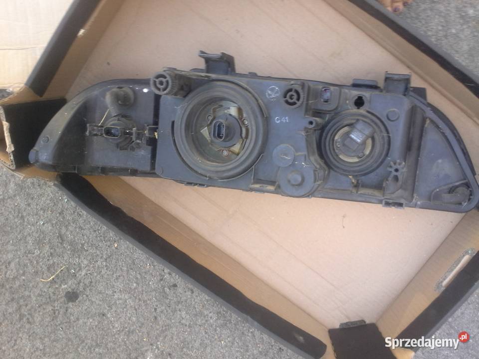 BMW 540i E39 lampa przód komplet 2 sztuki Dębno