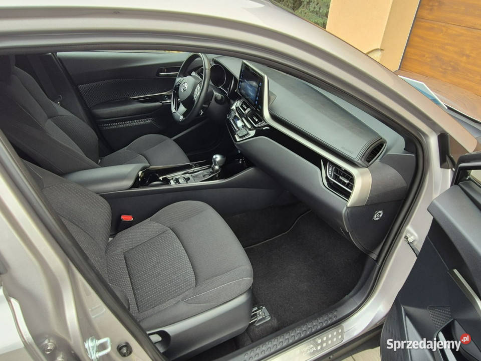 Toyota CHR 18BHybryda Full Serwis66 Auto z elektryczne lusterka Radom